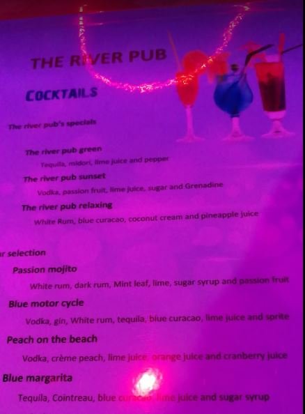 អាហារដ្ឋានឌឹរីវើផាប់&បារ 