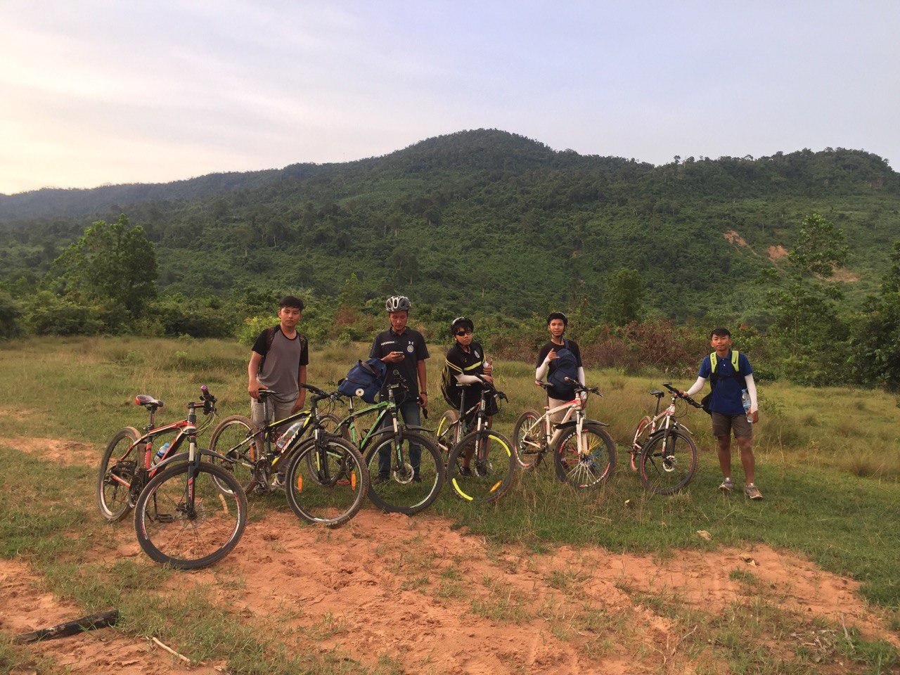 ជិះកង់កម្សាន្តនៅកំពត