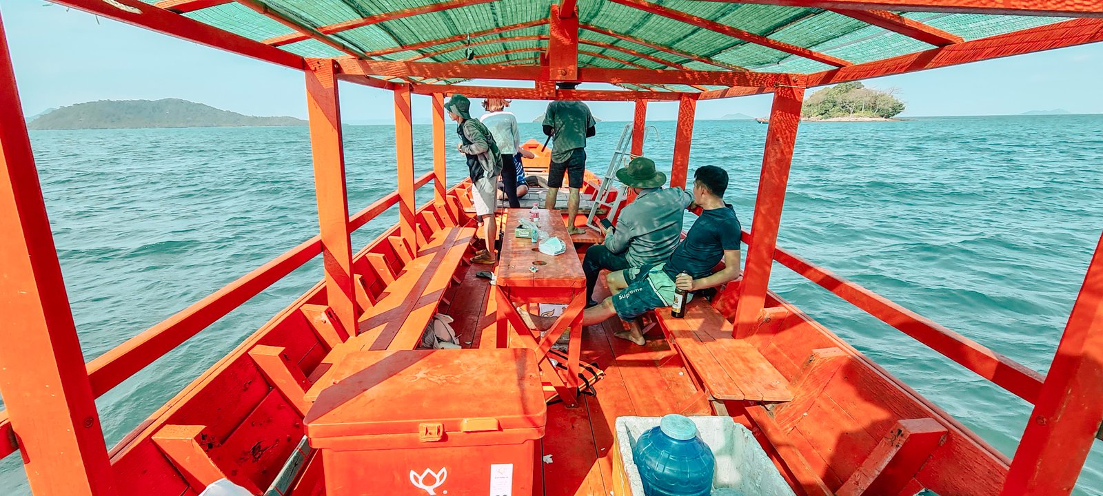 កម្សាន្តស្ទូចត្រីតាមសមុទ្រ