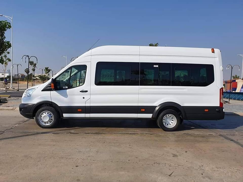 រថយន្តធ្វើដំណើរ