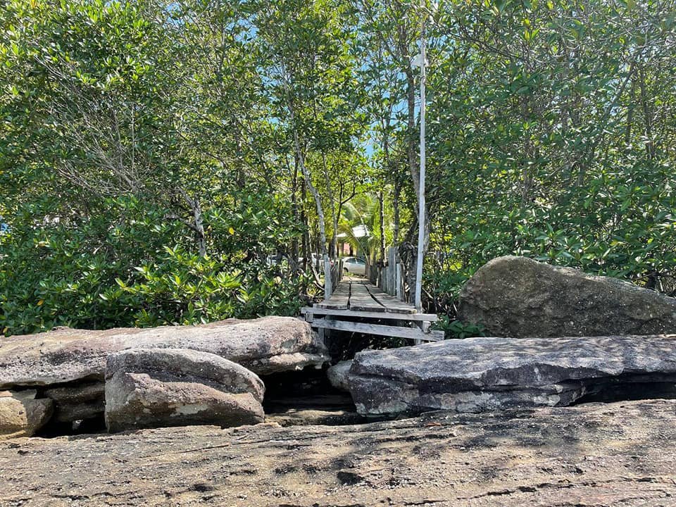 រមណីយដ្ឋានម្លប់កោងកាង