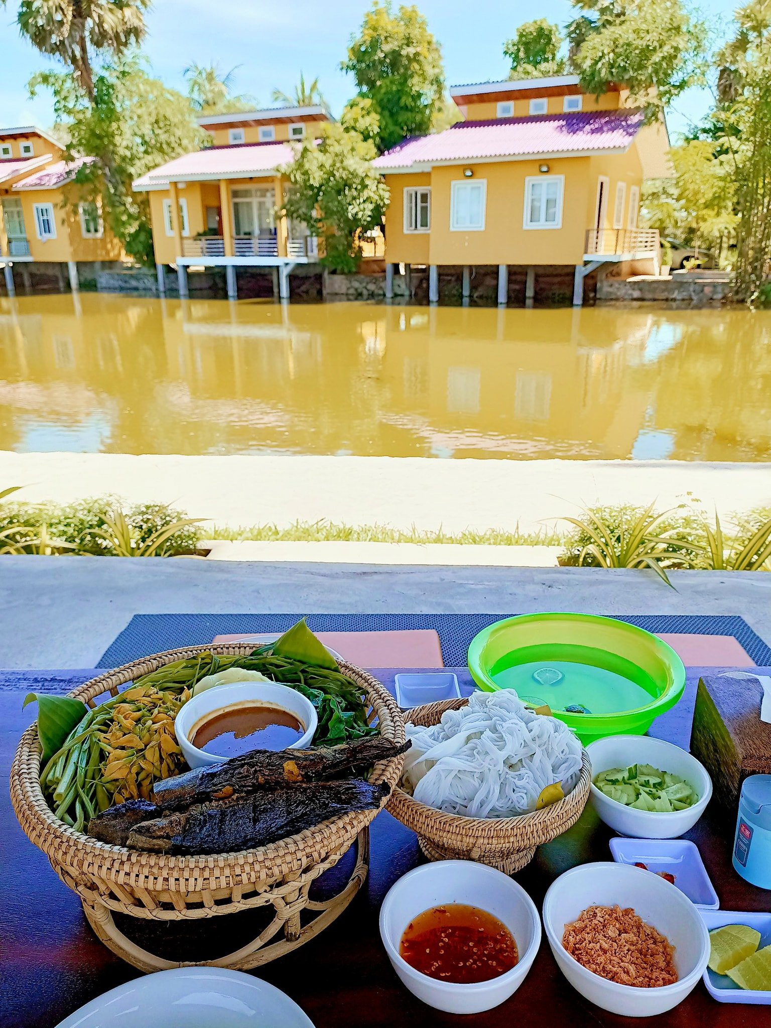 ស្រះត្នោត