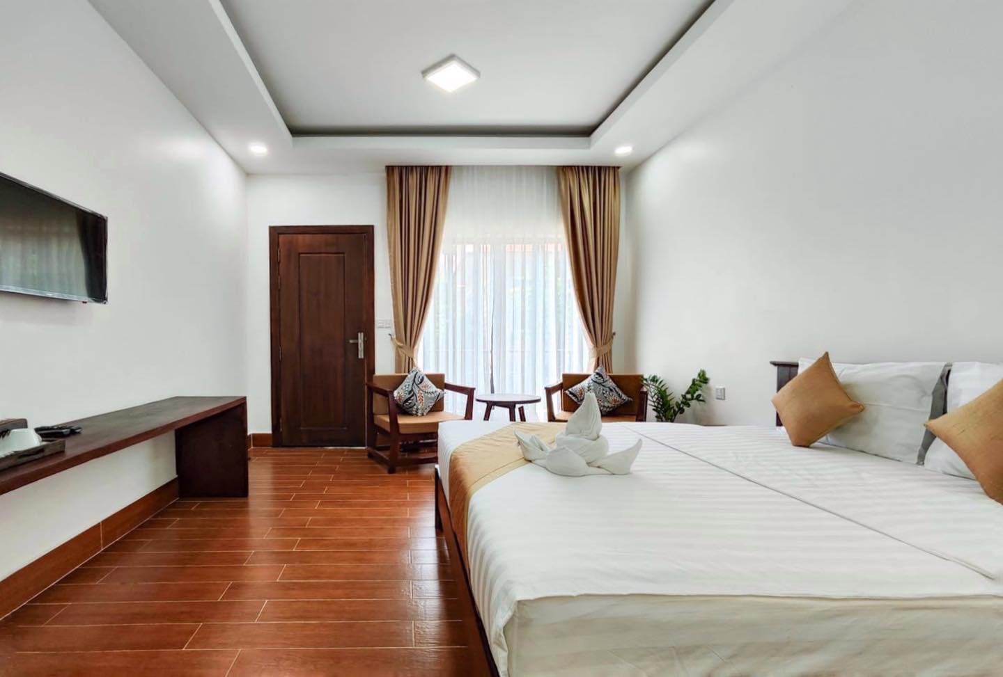ភូមិគ្រឹះអង្គាបុស្ប