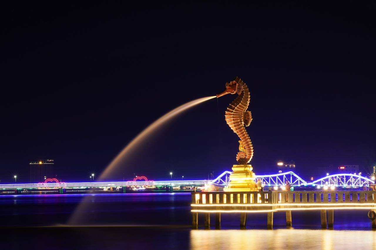 រូបសំណាកសេះសមុទ្រ កំពត – និមិត្តសញ្ញាថ្មីនៃទីក្រុងសមុទ្រ