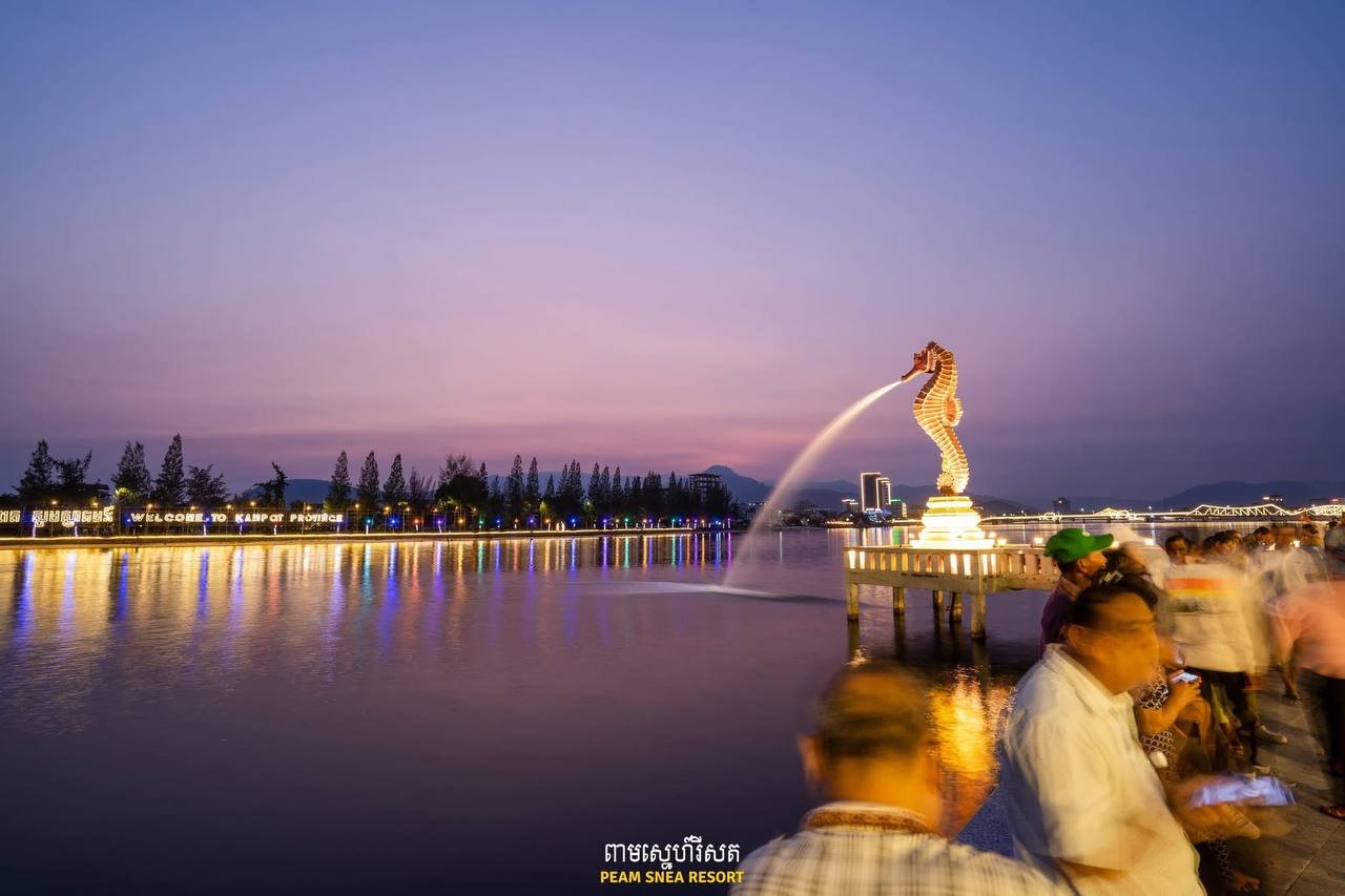 រូបសំណាកសេះសមុទ្រ កំពត – និមិត្តសញ្ញាថ្មីនៃទីក្រុងសមុទ្រ