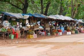 រមណីយដ្ឋានទឹកឈូ
