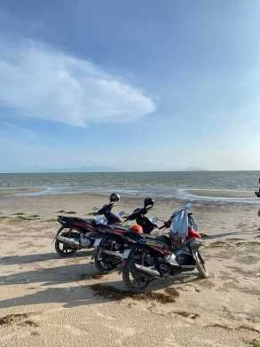 រេដប៊ុលធួរ