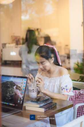 ជូលី កាហ្វេ